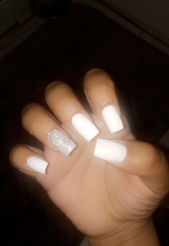 White Acrylic Nails With Silversparkle Ring Finger