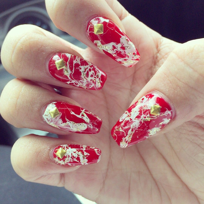 Red Marble Acrylic Nails