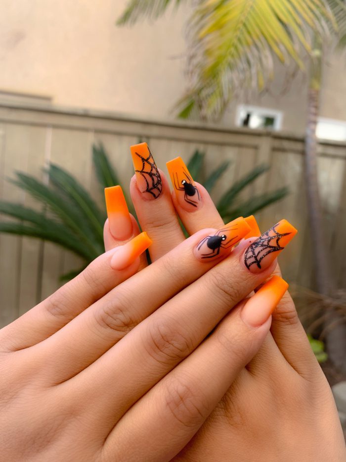 Orange Ombr With Halloween Nail Designs