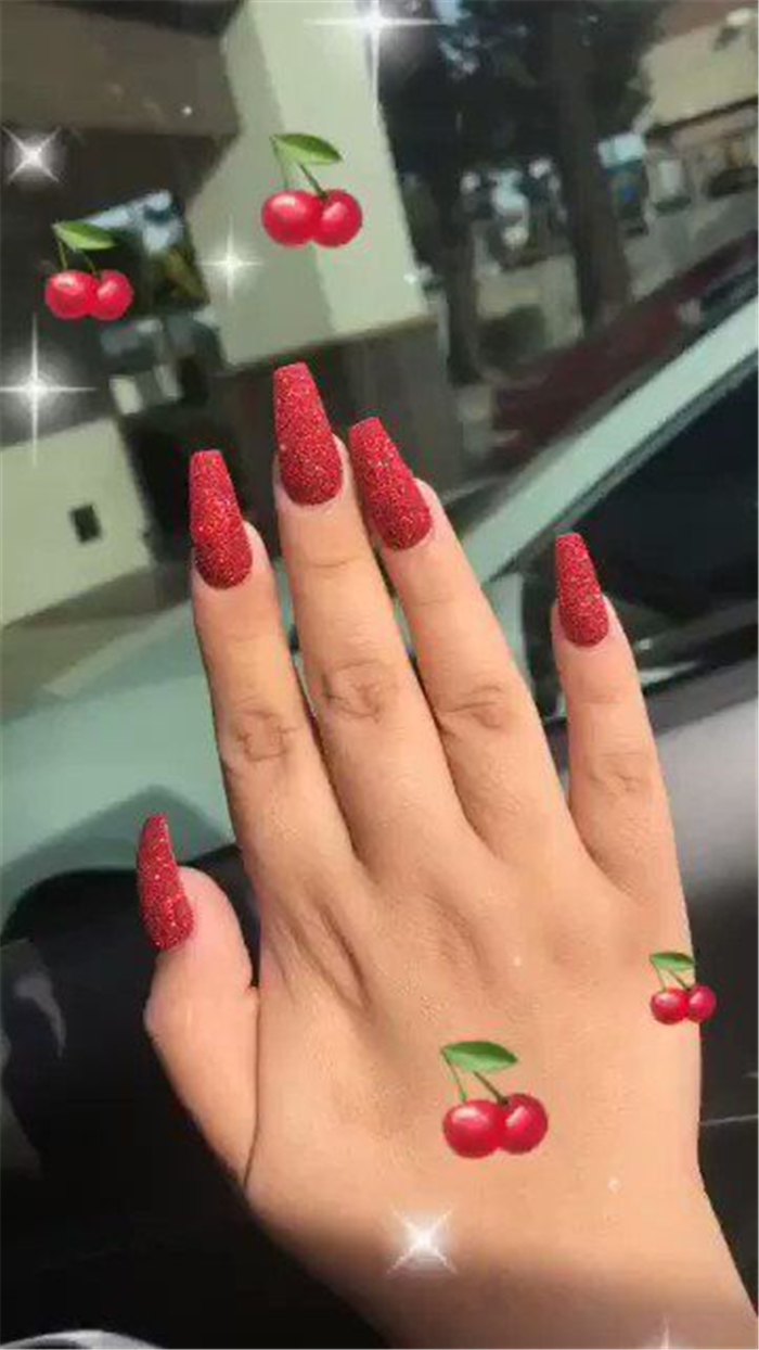 Trendy Winter Red Coffin Nail Designs For The Christmas And New