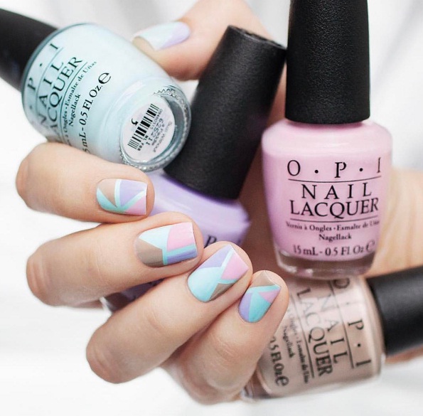 Try These Beautiful Pastel Nail Art Looks For Spring