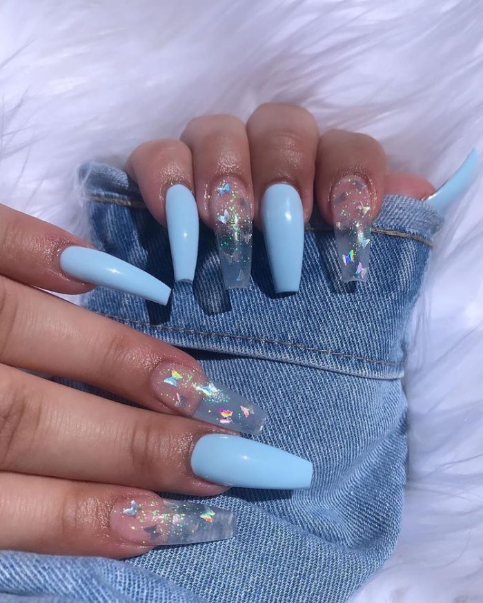 Aesthetic Blue Nails