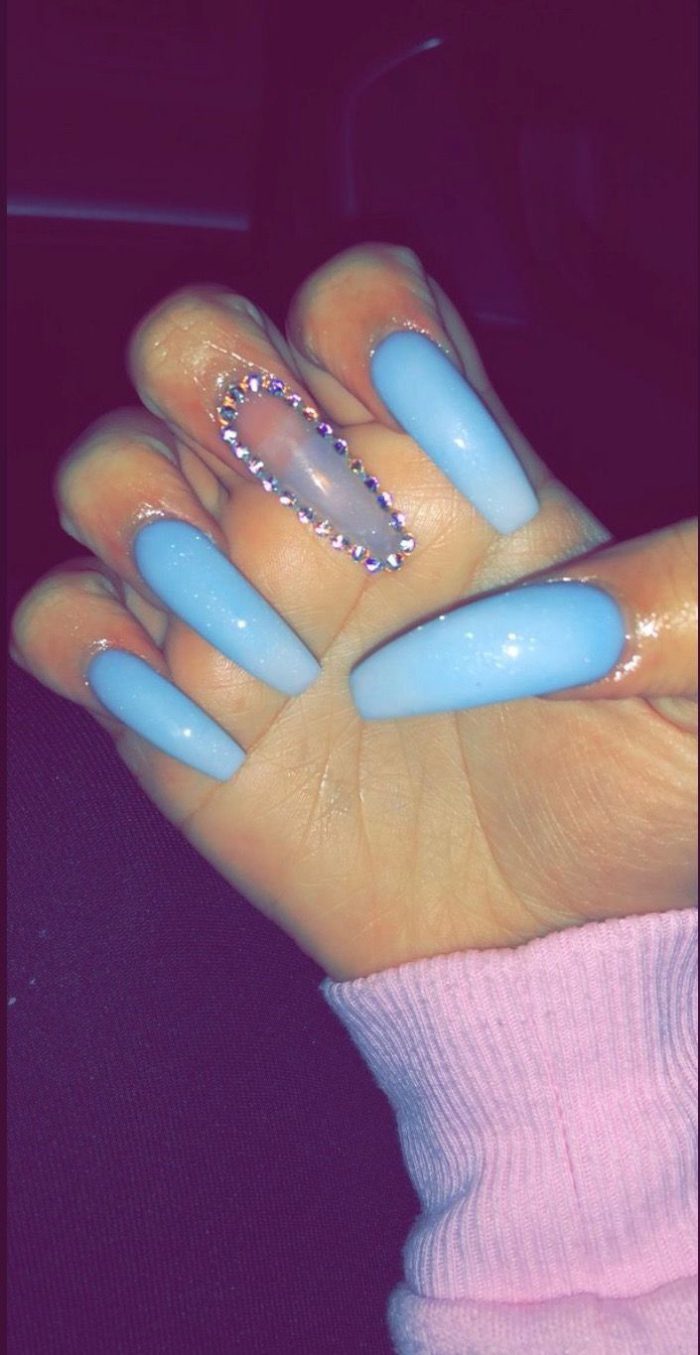 Blue Baddie Nails