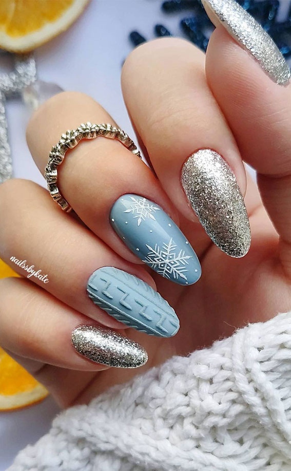 Festive Christmas And Holiday Nails Blue Cable Knit And